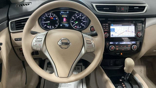 Used 2015 Nissan Rogue SV w/ SV Premium Package FWD image 27