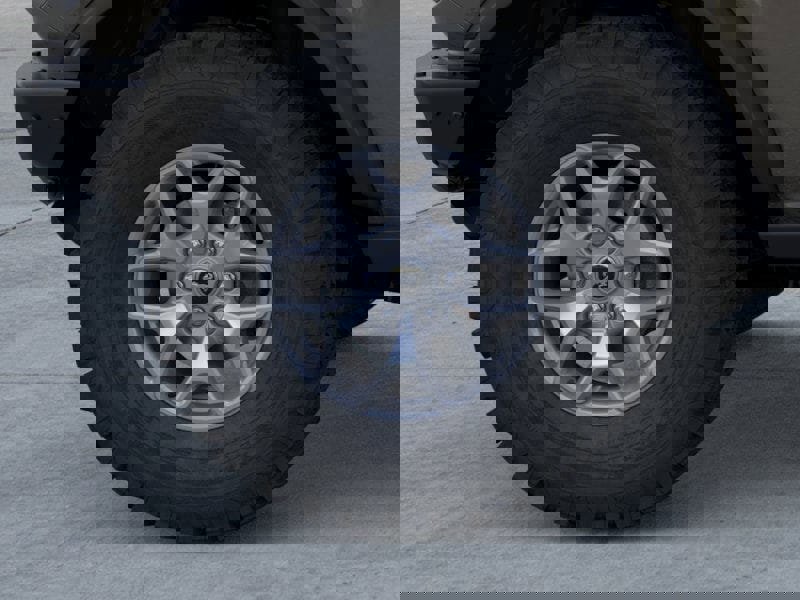 New 2025 Ford Bronco Badlands image 21