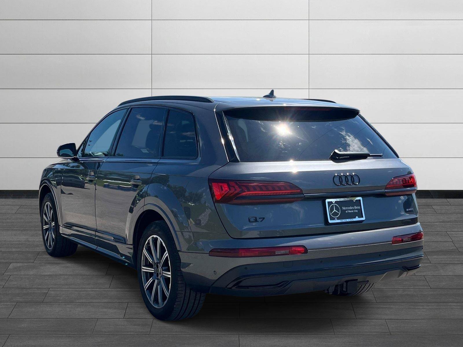 Used 2024 Audi Q7 2.0T Premium Plus w/ Premium Plus Package AWD/4WD image 5
