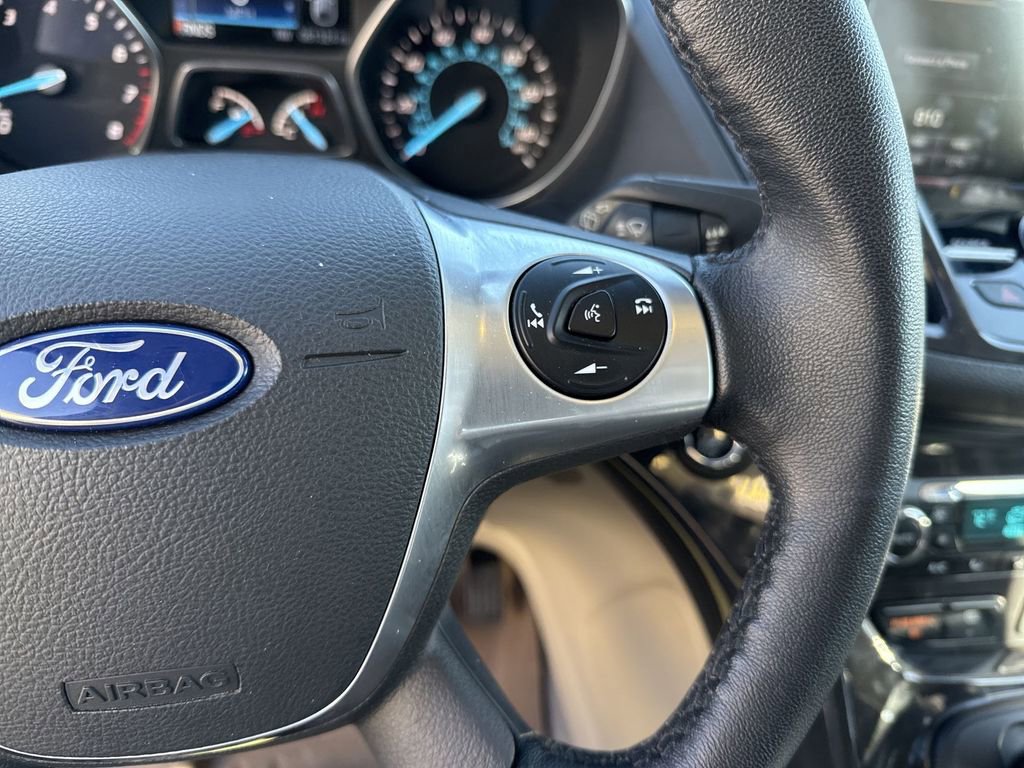Used 2015 Ford Escape Titanium AWD/4WD image 19