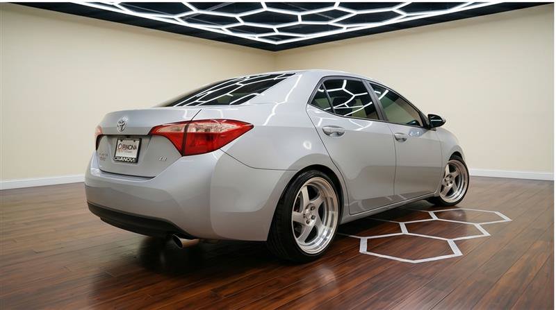 Used 2019 Toyota Corolla LE FWD image 7
