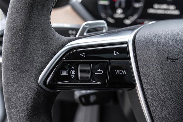 Used 2023 Audi e-tron GT Premium Plus image 14