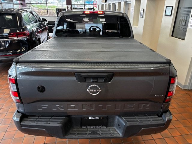 Used 2022 Nissan Frontier SV RWD image 13