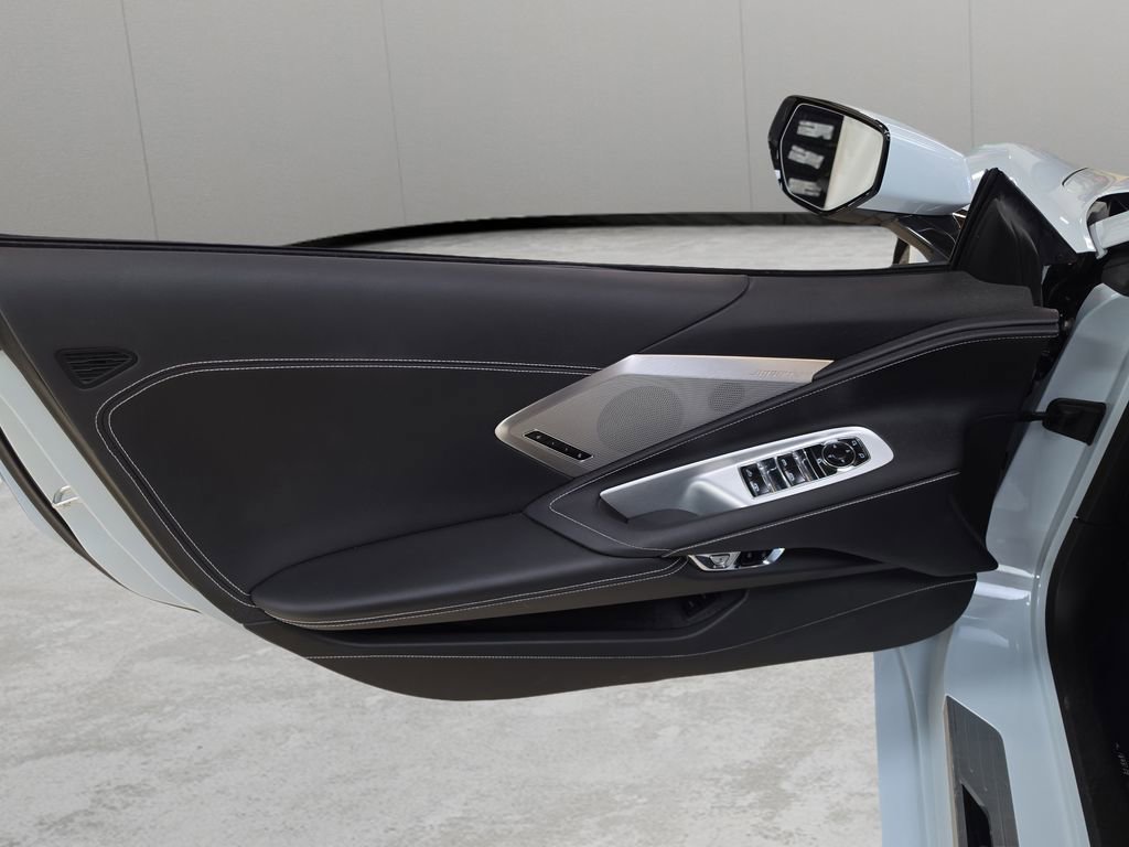 Used 2020 Chevrolet Corvette Stingray Preferred Conv w/ 2LT Preferred Equipment Group RWD image 15