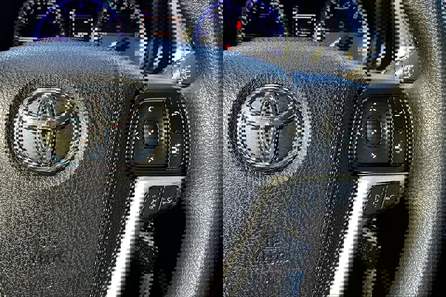 Used 2019 Toyota Highlander LE image 19