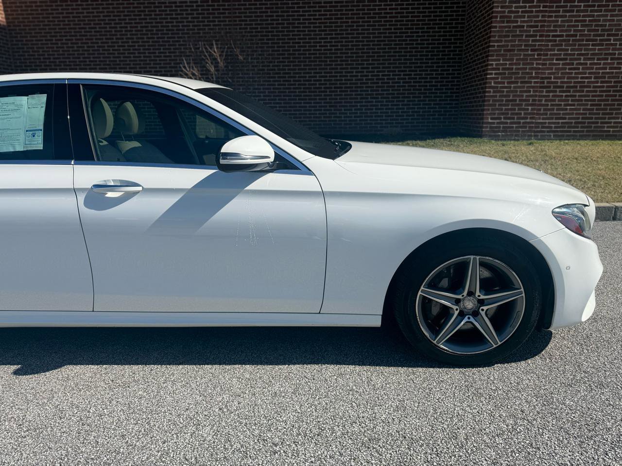 Used 2017 Mercedes-Benz E 300 4MATIC image 21