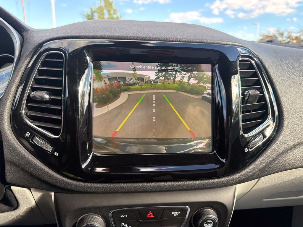 Used 2019 Jeep Compass Limited w/ Safety & Security Group AWD/4WD image 32