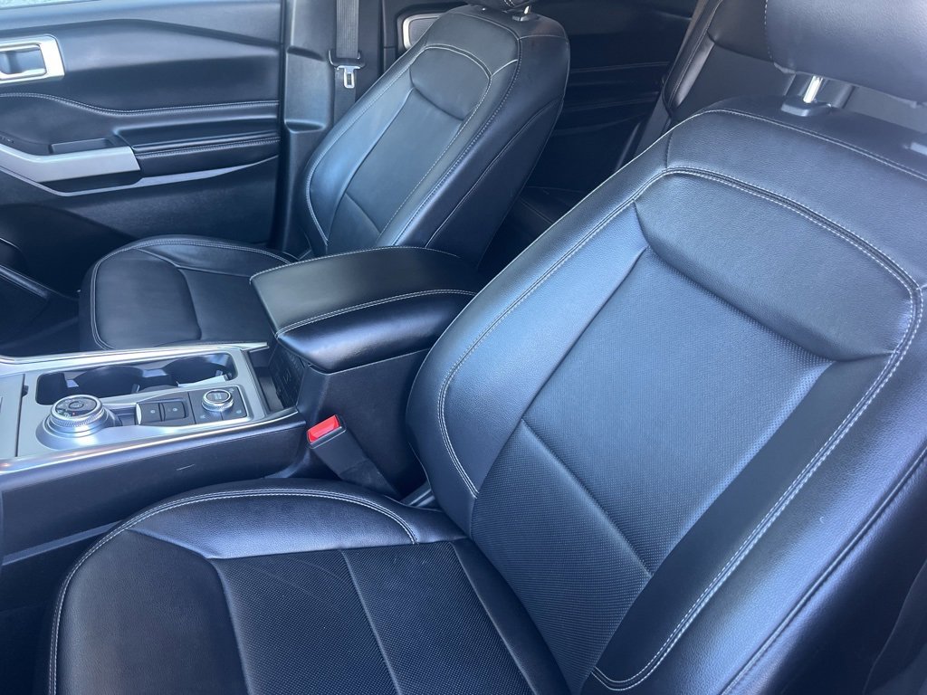 Used 2023 Ford Explorer Limited image 10