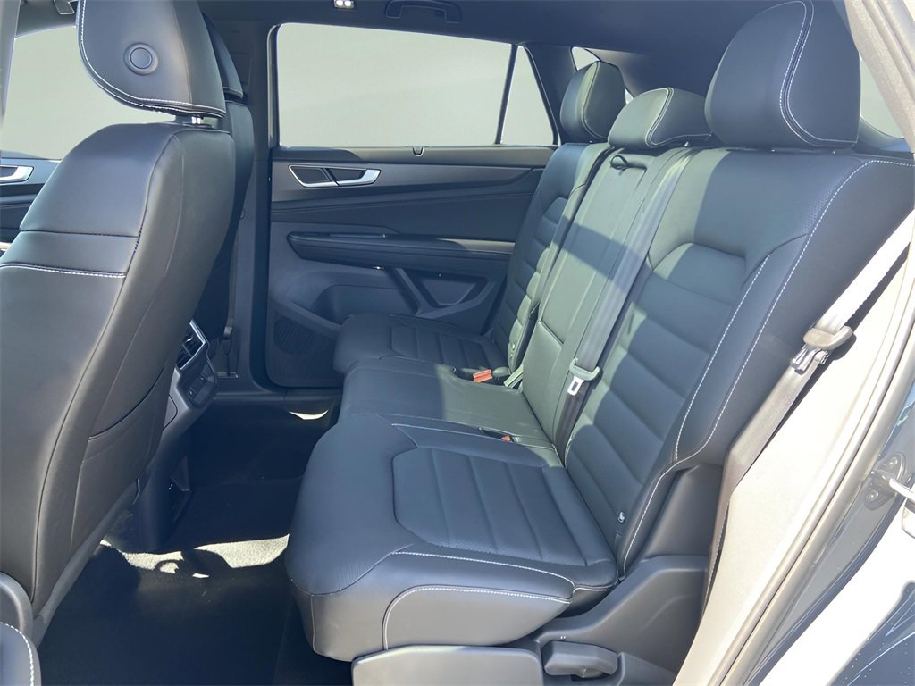 New 2025 Volkswagen Atlas Cross Sport SEL image 7