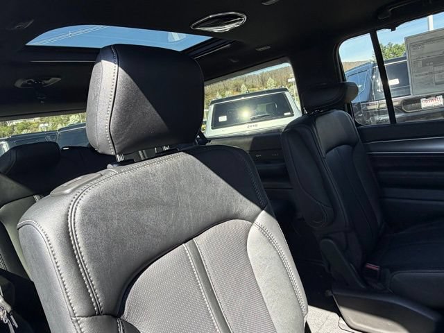 New 2026 Jeep Grand Wagoneer L Limited AWD/4WD image 34