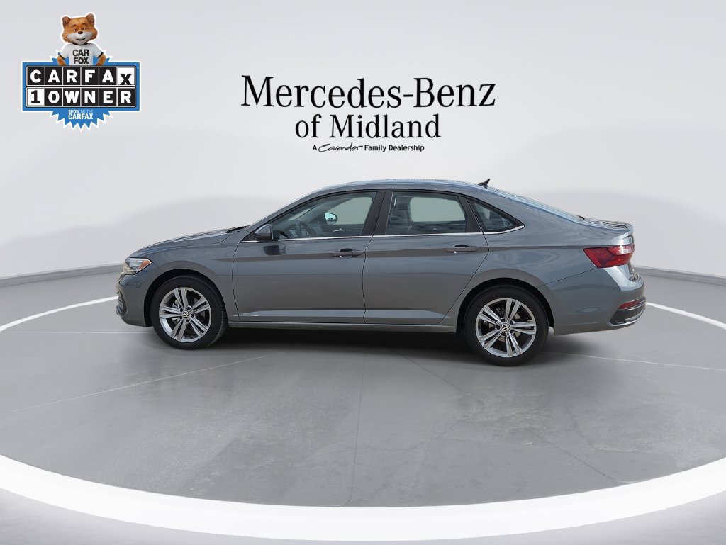 Used 2022 Volkswagen Jetta SE FWD image 5