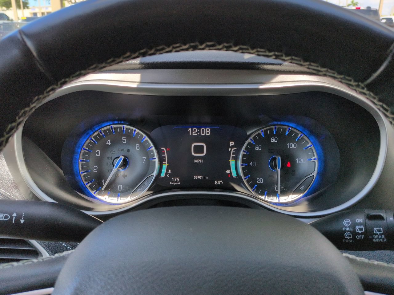 Used 2021 Chrysler Pacifica Touring-L w/ Premium & Safety Sphere Group FWD image 29