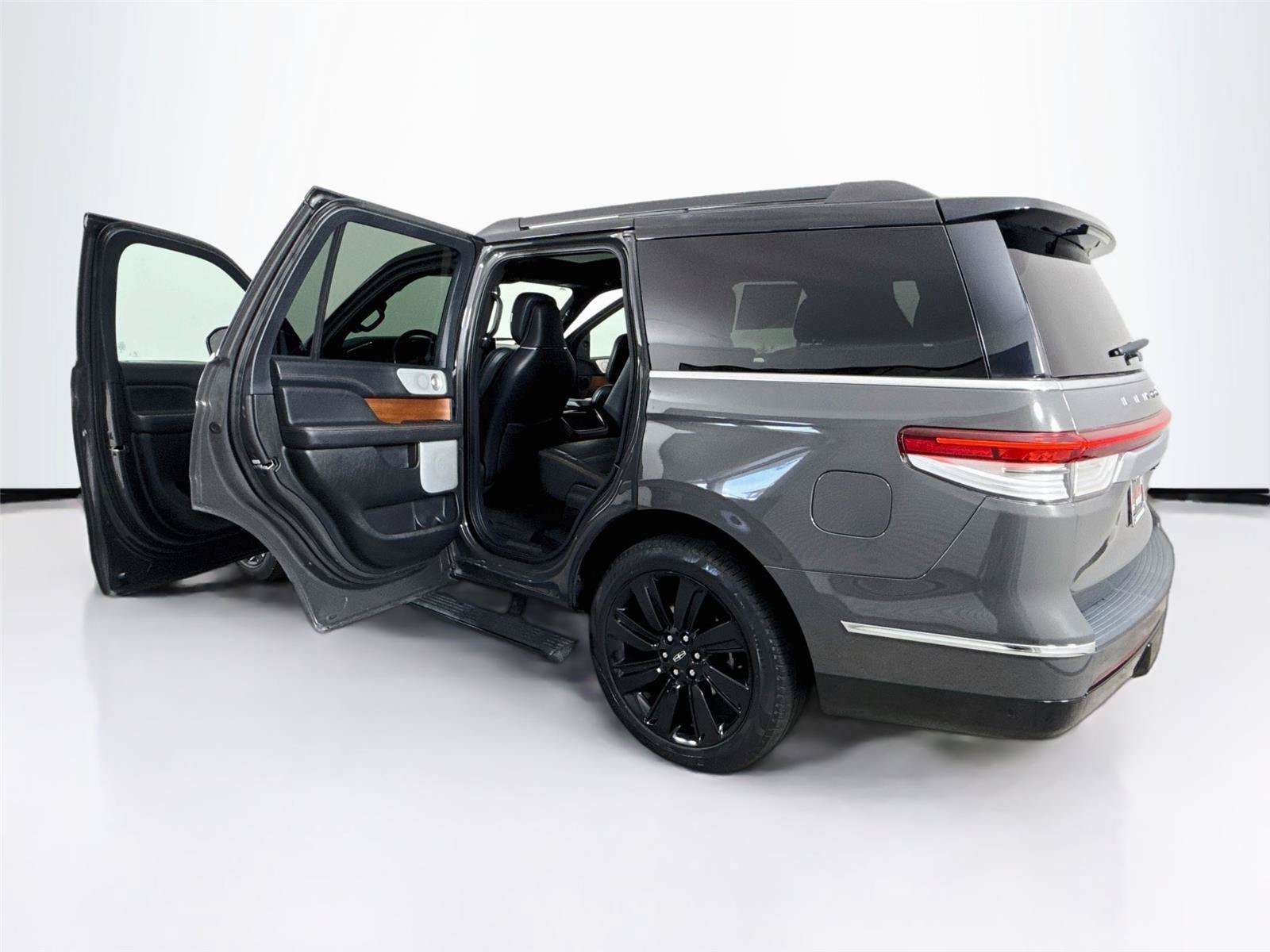 Used 2023 Lincoln Navigator Black Label AWD/4WD image 45