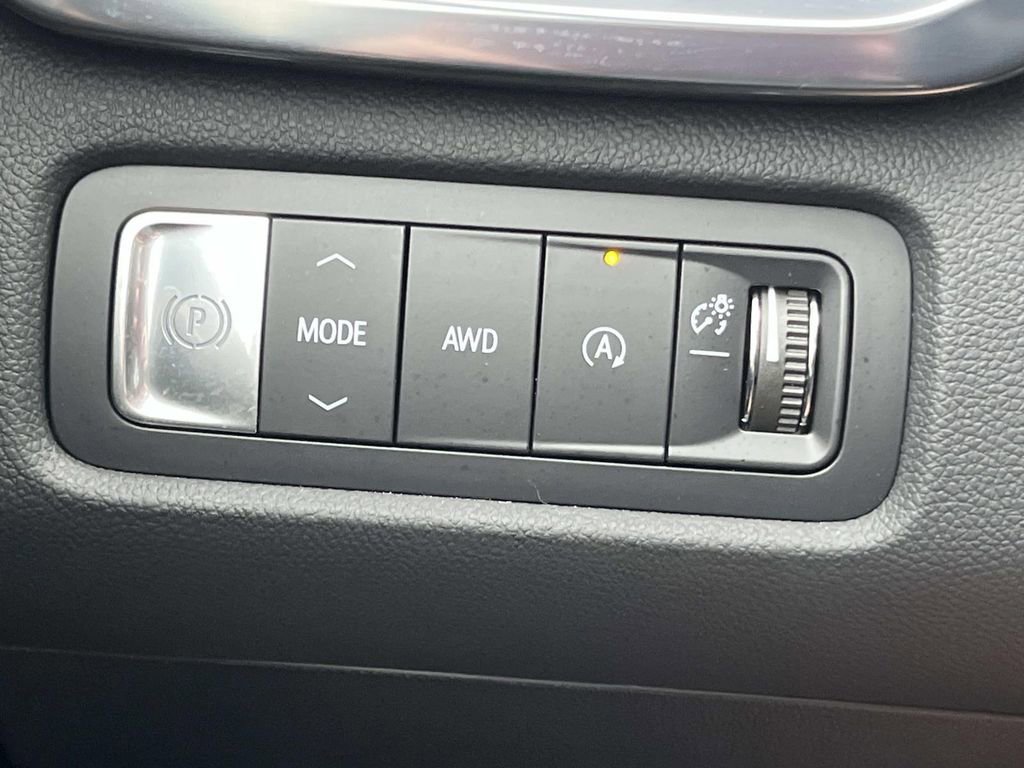 Certified 2024 GMC Acadia AT4 w/ LPO, Floor Liner Package image 26