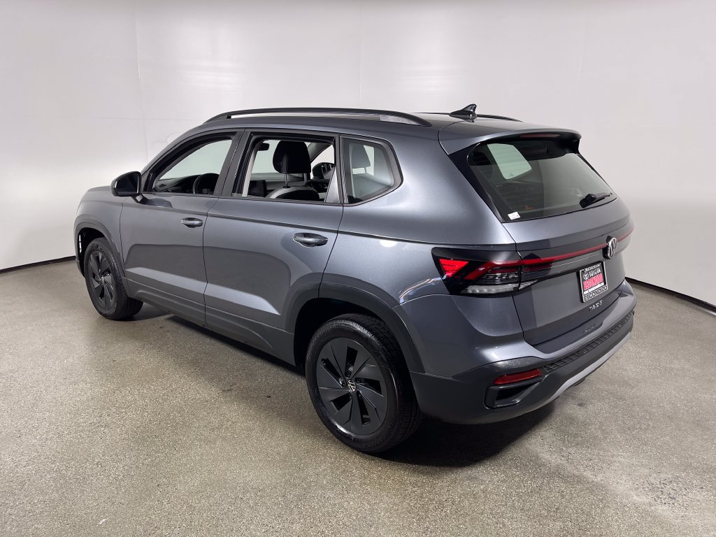 Used 2025 Volkswagen Taos S FWD image 5