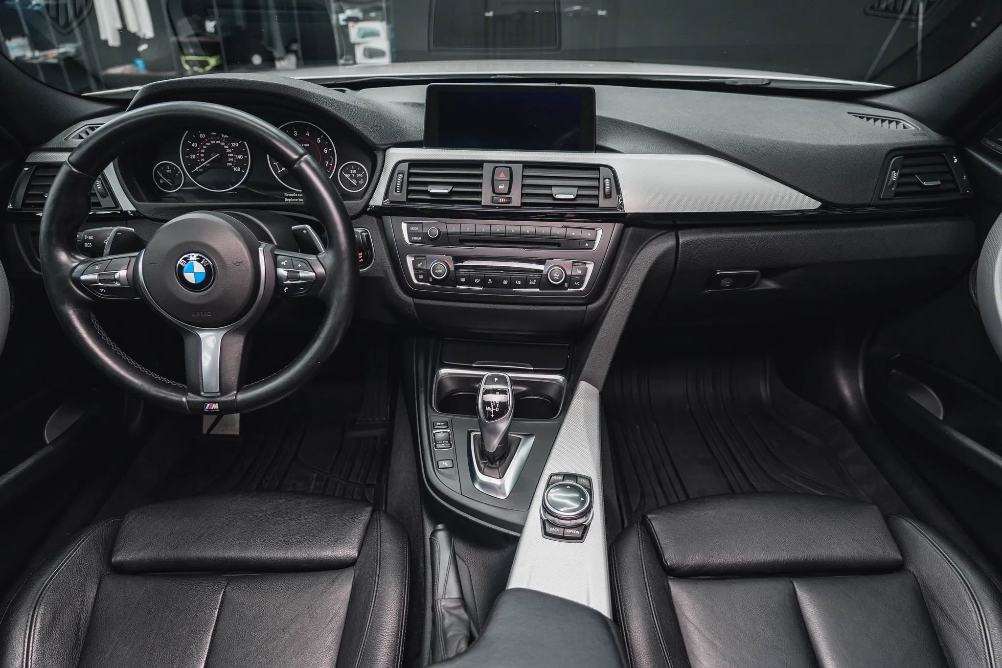 Used 2014 BMW 335i xDrive Sedan AWD/4WD image 39