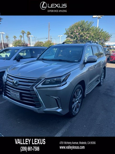 Used 2017 Lexus LX 570 4WD w/ Luxury Package image 2