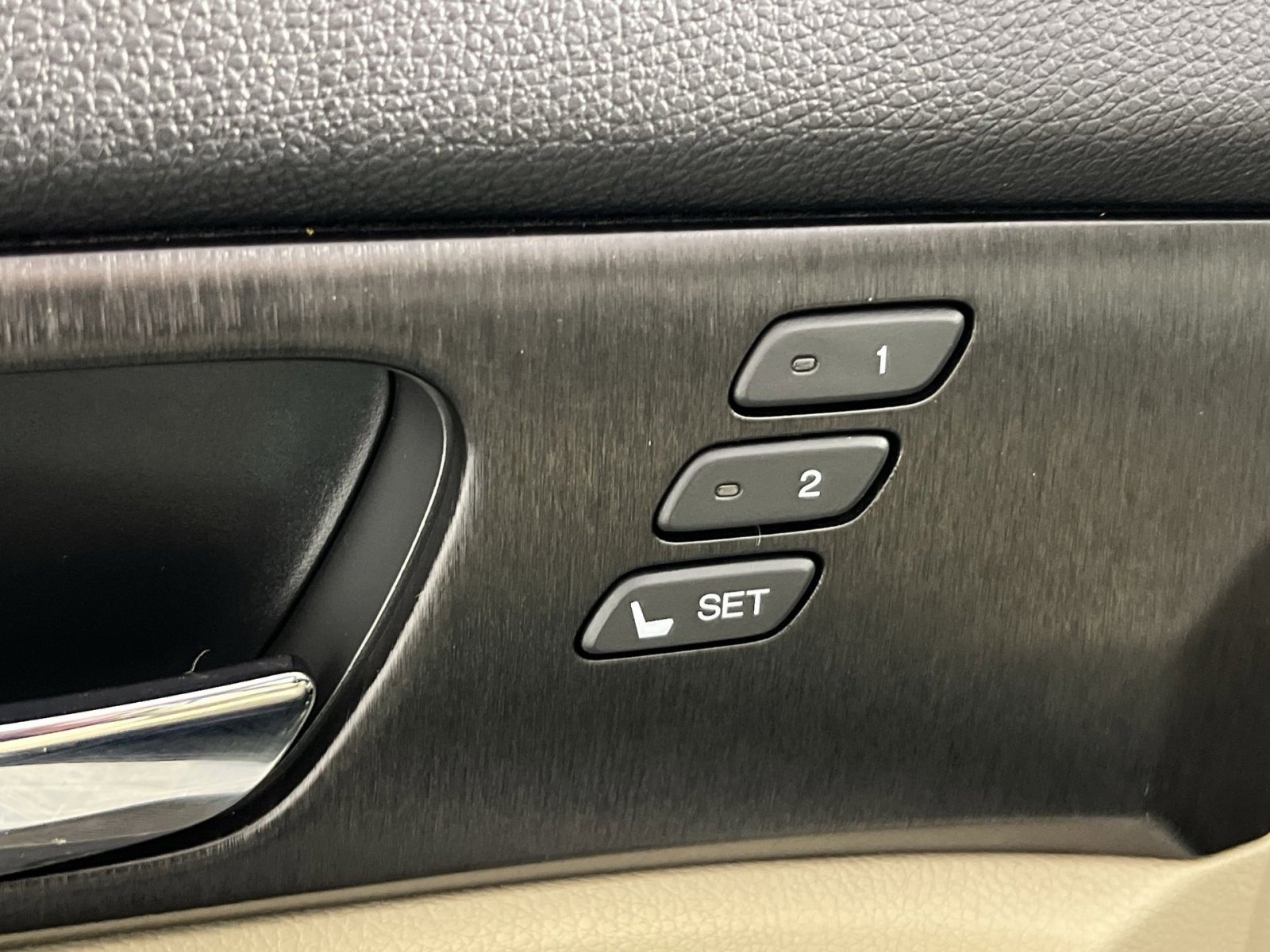 Used 2013 Honda Accord EX-L image 32