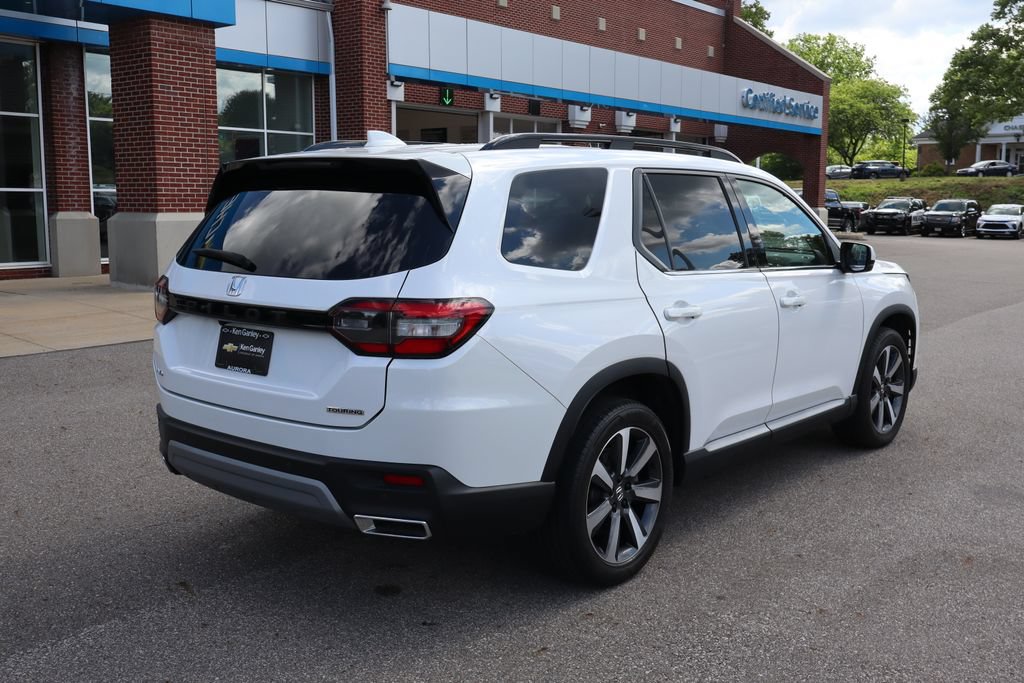 Used 2023 Honda Pilot Touring image 32