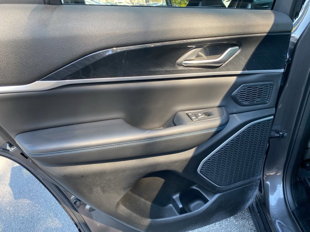 Used 2022 Jeep Grand Cherokee Trailhawk image 13