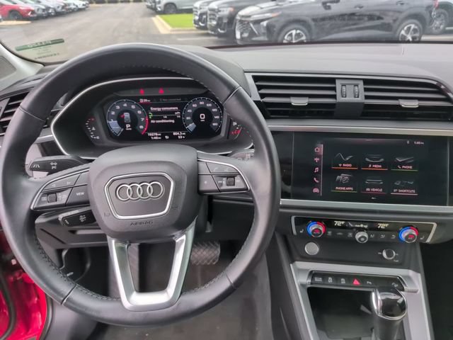 Used 2020 Audi Q3 2.0T Premium Plus w/ Premium Plus Package AWD/4WD image 27