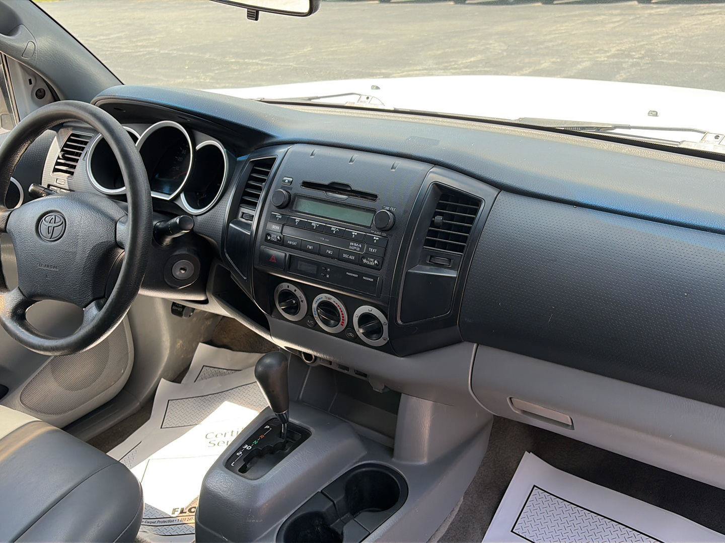 Used 2011 Toyota Tacoma 2WD Regular Cab image 15