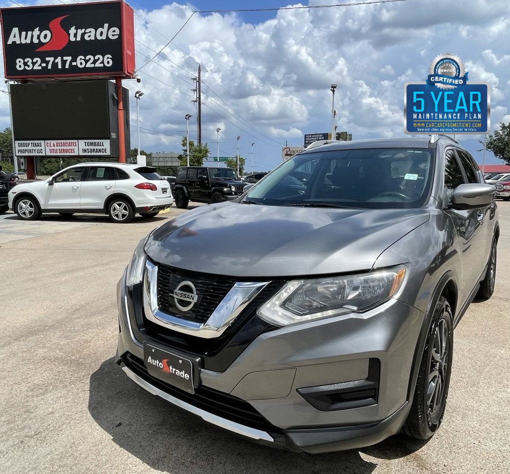 Used 2017 Nissan Rogue SV