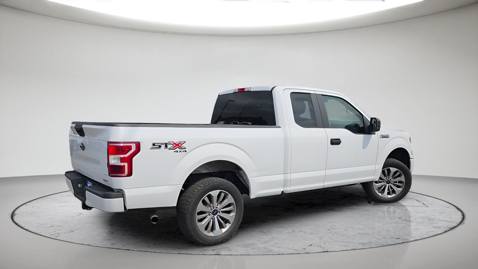 Used 2018 Ford F150 XL w/ Equipment Group 101A Mid AWD/4WD image 6