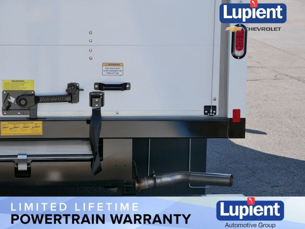 New 2025 Chevrolet Express 4500 4500 Series w/ Power Convenience Package image 7