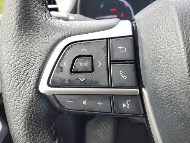 Used 2023 Toyota Sienna XLE FWD image 23