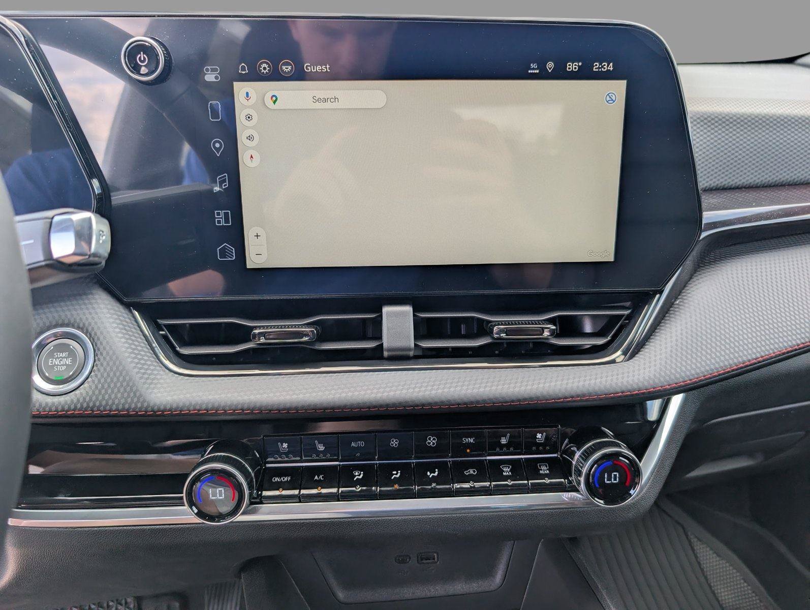 New 2026 Chevrolet Equinox RS w/ Convenience Package III FWD image 16