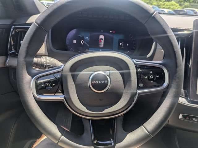 Used 2026 Volvo XC90 B6 Plus AWD/4WD image 21