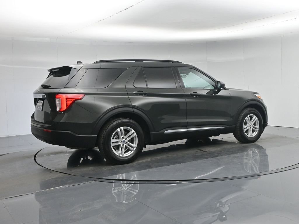 Used 2022 Ford Explorer XLT image 33