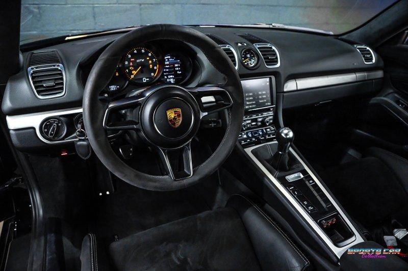 Used 2016 Porsche Cayman GT4 image 21