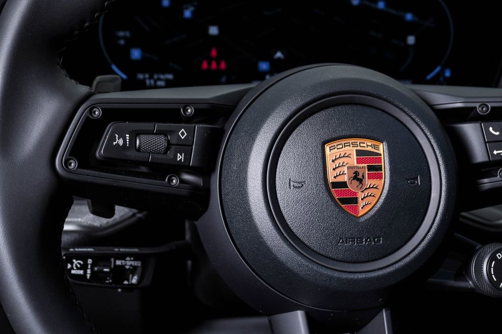 New 2026 Porsche Cayenne image 20