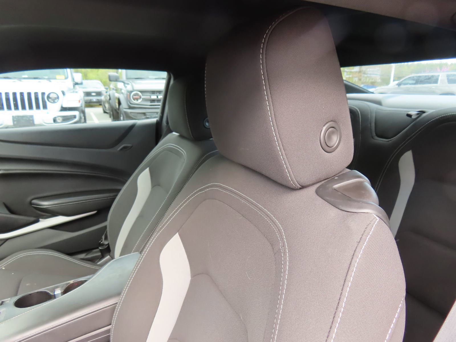 Used 2018 Chevrolet Camaro LT image 25