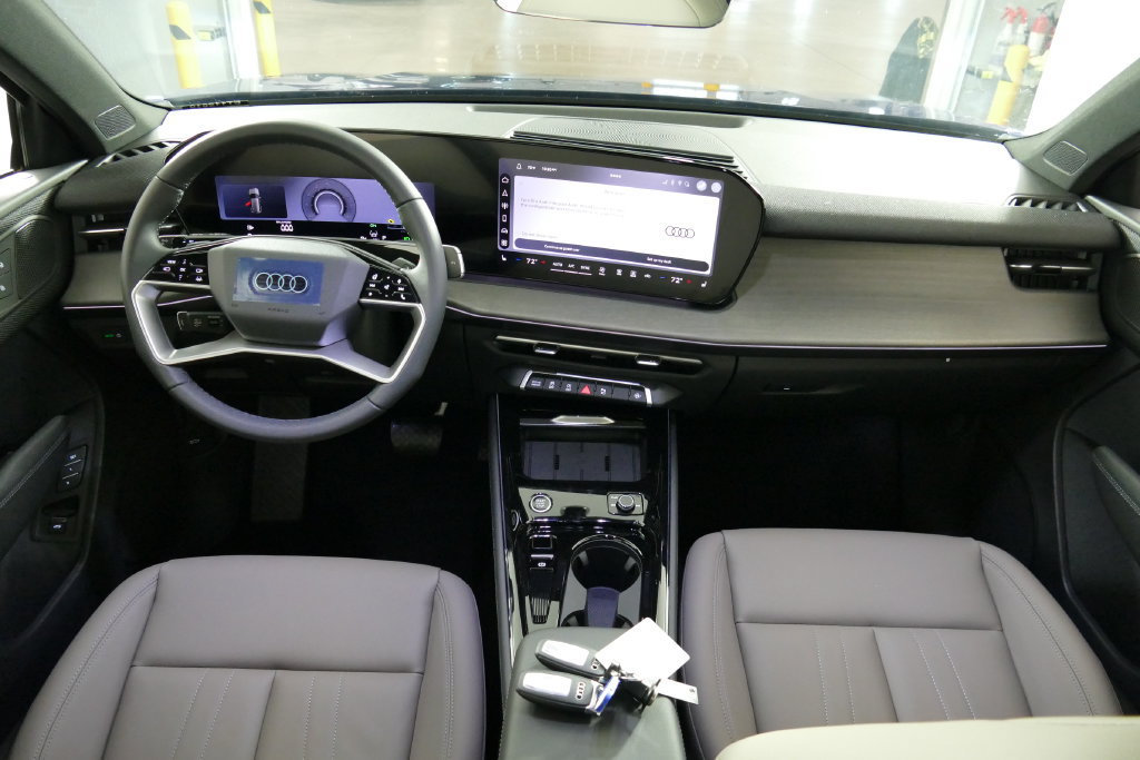 New 2026 Audi Q3 quattro 2.0T AWD/4WD image 23