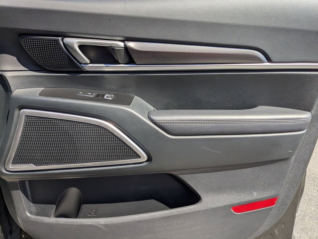 Used 2025 Kia Telluride S image 33