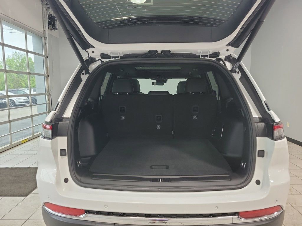 New 2025 Jeep Grand Cherokee Limited image 7