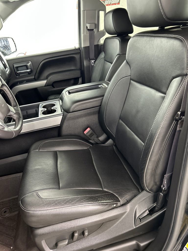 Used 2015 Chevrolet Silverado 1500 LTZ Z71 w/ LTZ Plus Package image 13