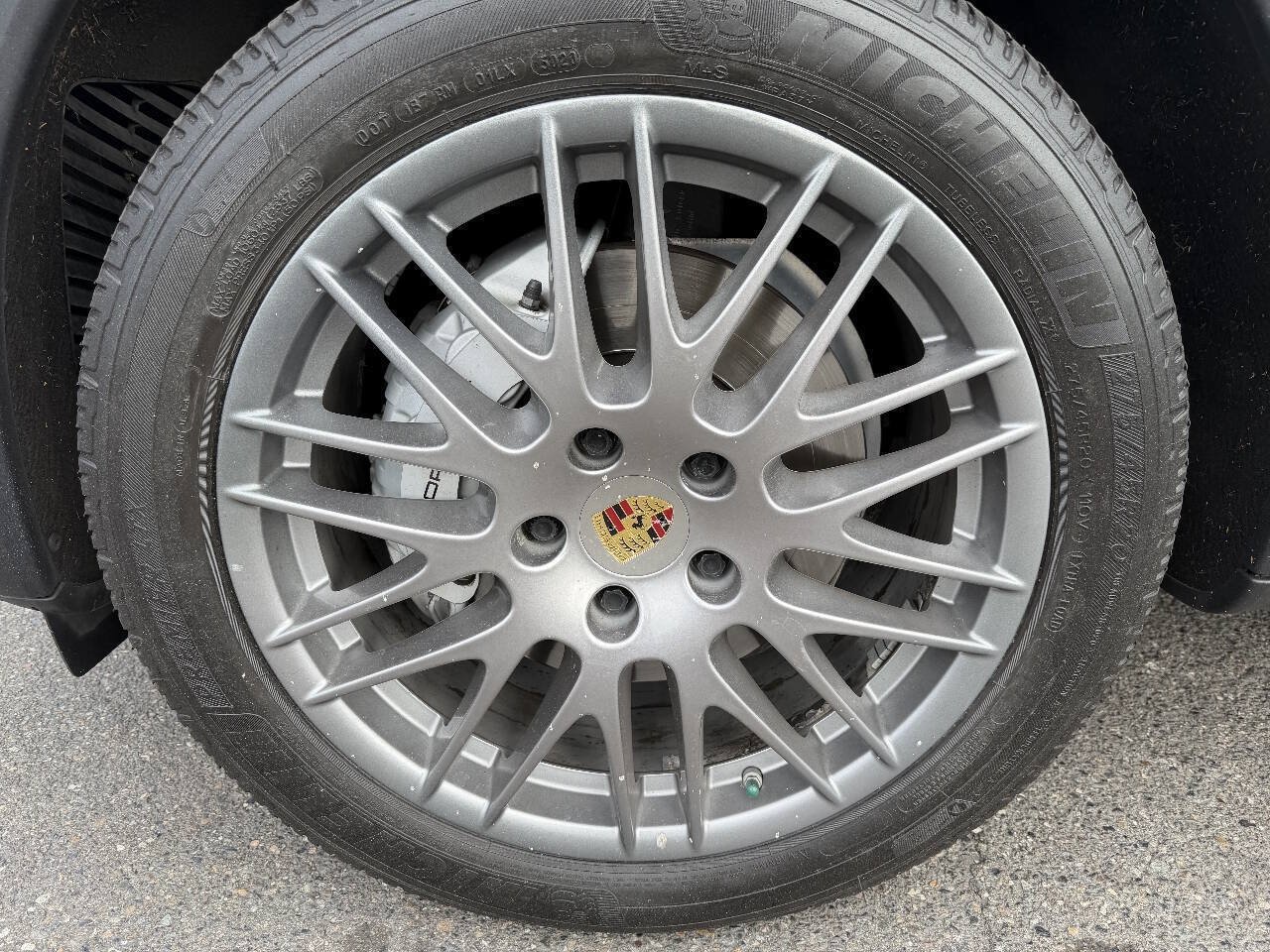 Used 2016 Porsche Cayenne S AWD/4WD image 11