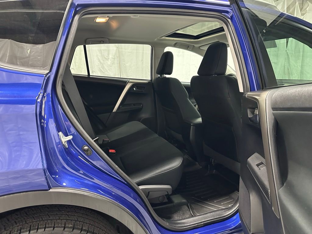 Used 2015 Toyota RAV4 XLE image 42