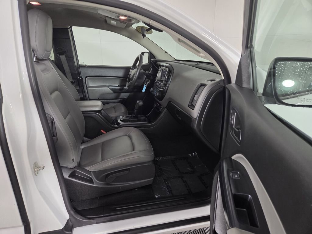 Used 2020 Chevrolet Colorado W/T w/ WT Convenience Package image 28
