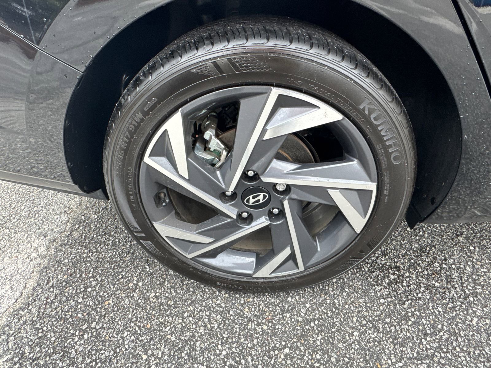 Certified 2025 Hyundai Elantra SEL w/ Cargo Package image 17