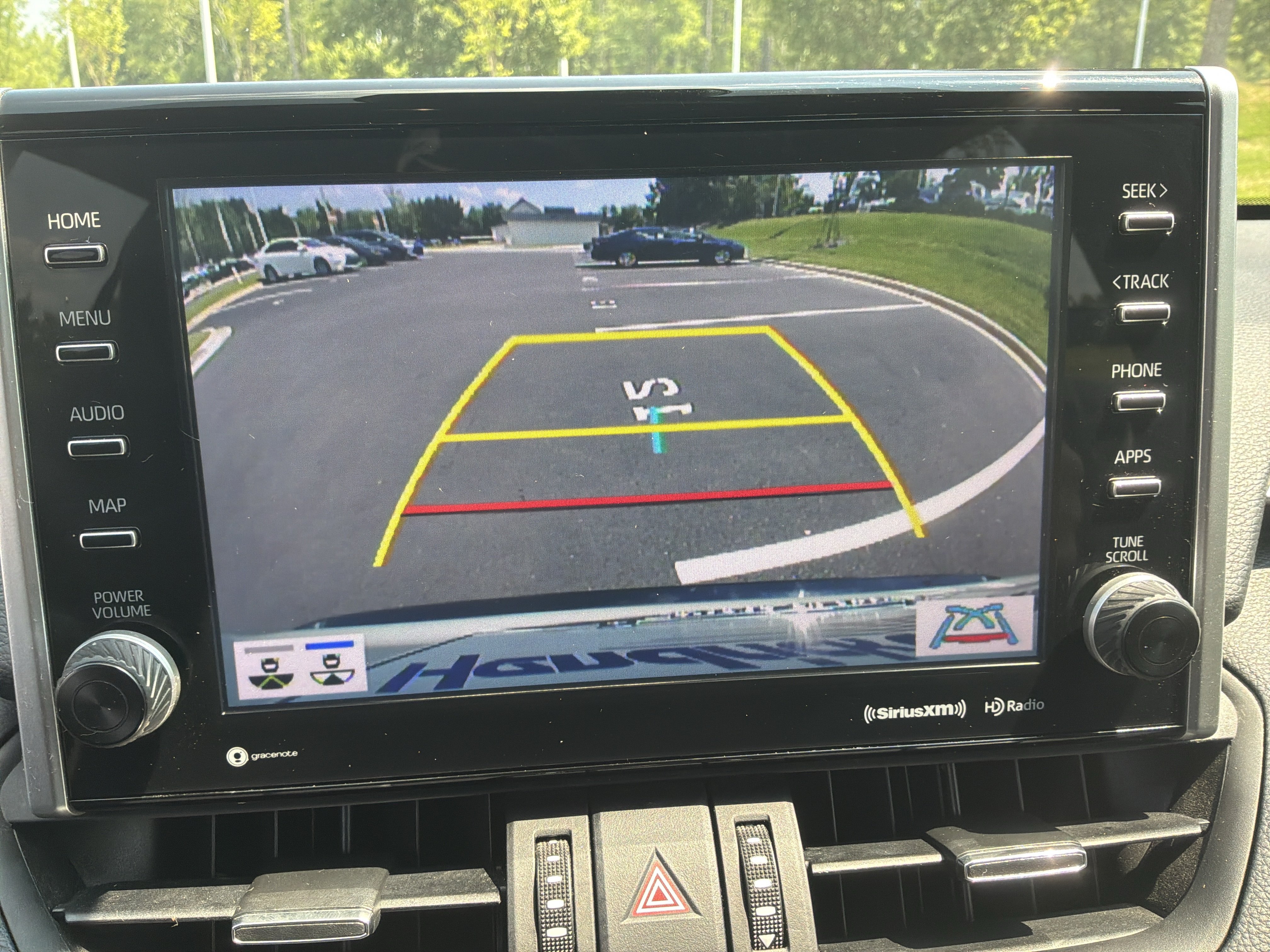 Used 2022 Toyota RAV4 XSE AWD/4WD image 25