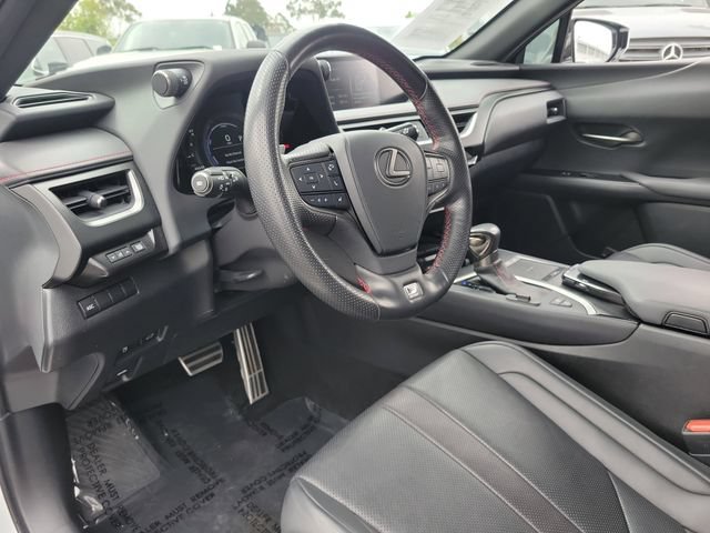 Used 2019 Lexus UX 250h F Sport w/ F Sport Premium Package AWD/4WD image 27