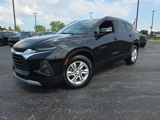 Used 2019 Chevrolet Blazer LT FWD image 2