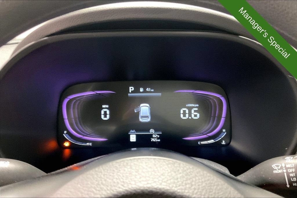 Used 2025 Kia Soul LX w/ LX Technology Package FWD image 26