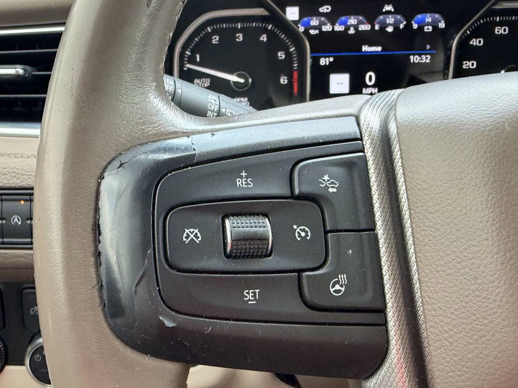 Used 2021 GMC Yukon XL Denali w/ Denali Premium Package RWD image 30