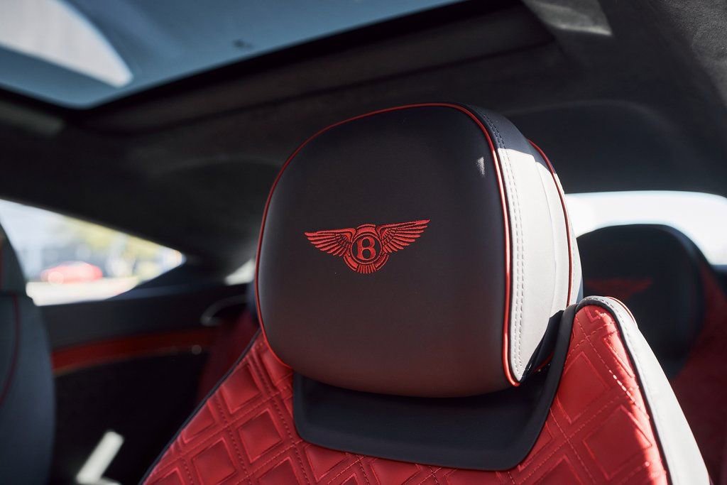 Used 2023 Bentley Continental GT Azure image 42